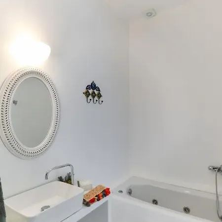 Nikis * Mykonos Town